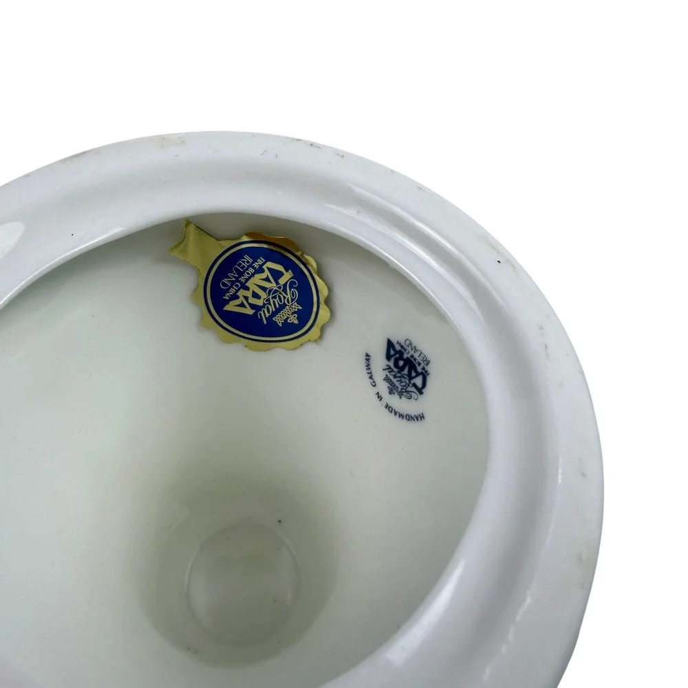 Royal Tara Irish Cottagecore Shamrock Candlestick Holder White Fine Bone China